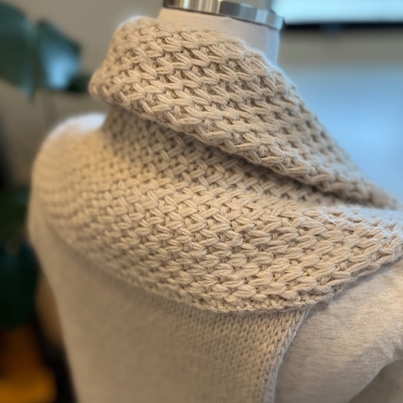 J. Jill Sweater Vest - Oatmeal, Size M - Picture 6 of 12